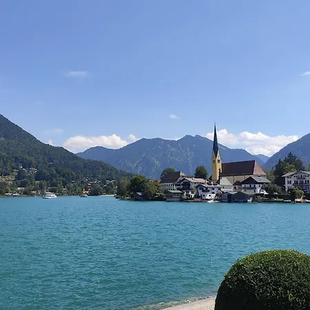 Grosse Mit Garten Und Bergblick * Rotta